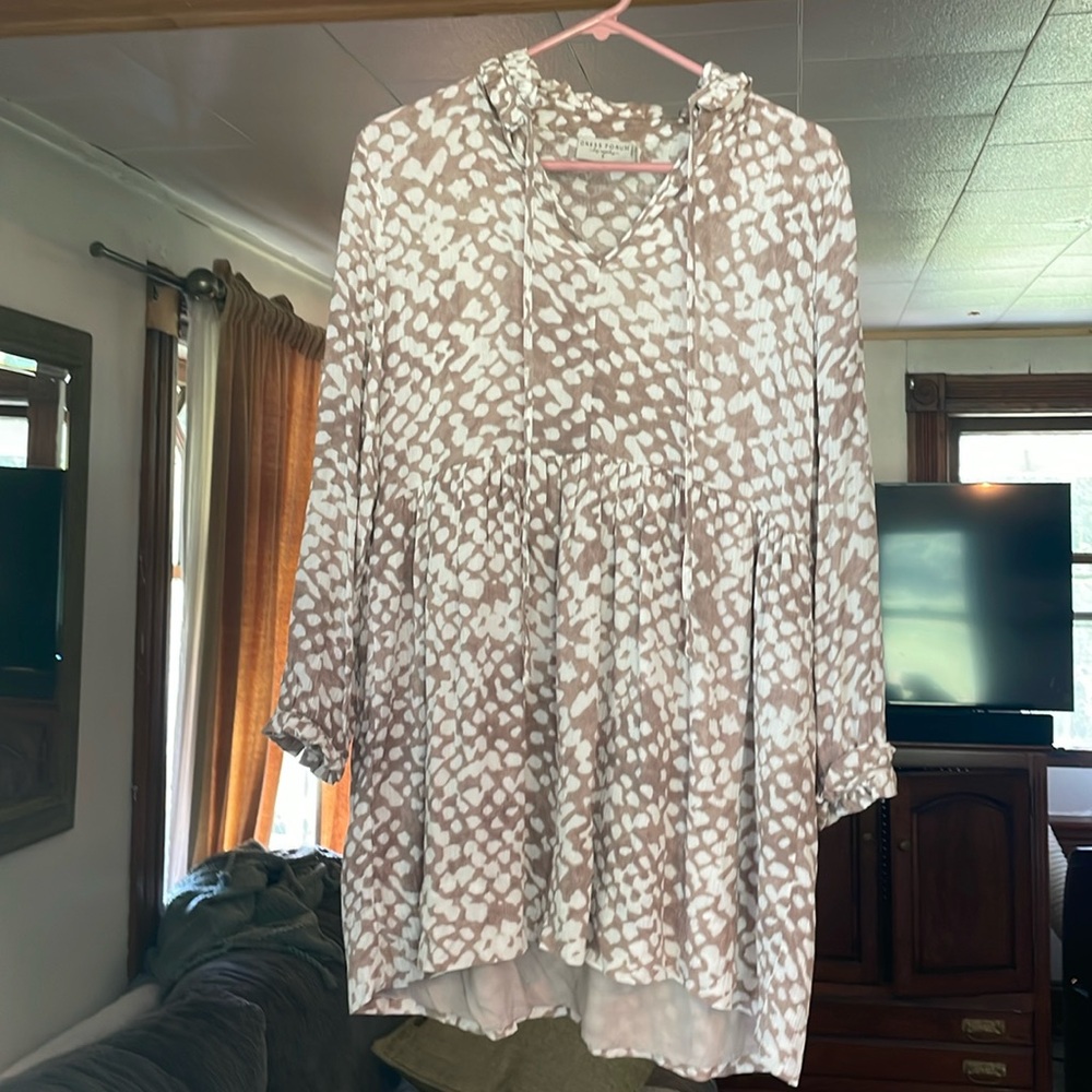 Taupe and white Animal Print Dress